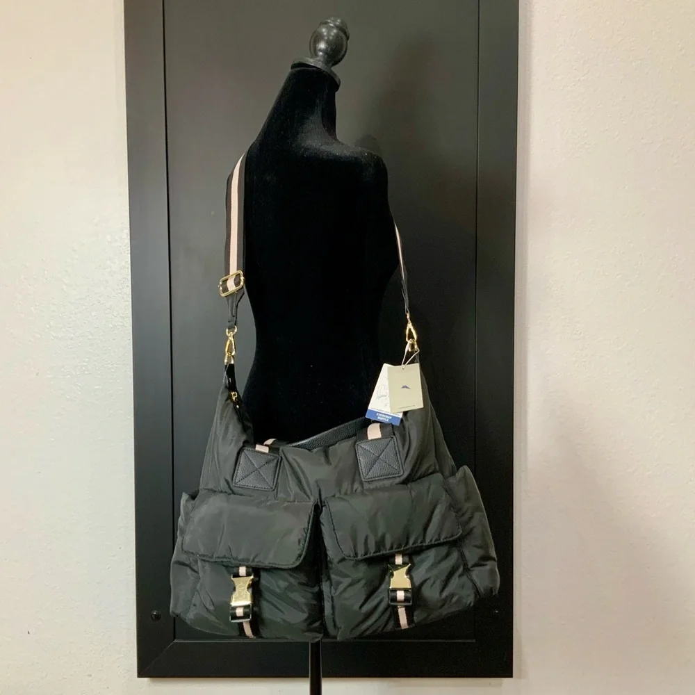NWT Tommy Bahama Everyday Duffle - Black Puffer Weekender Carry-On Bag